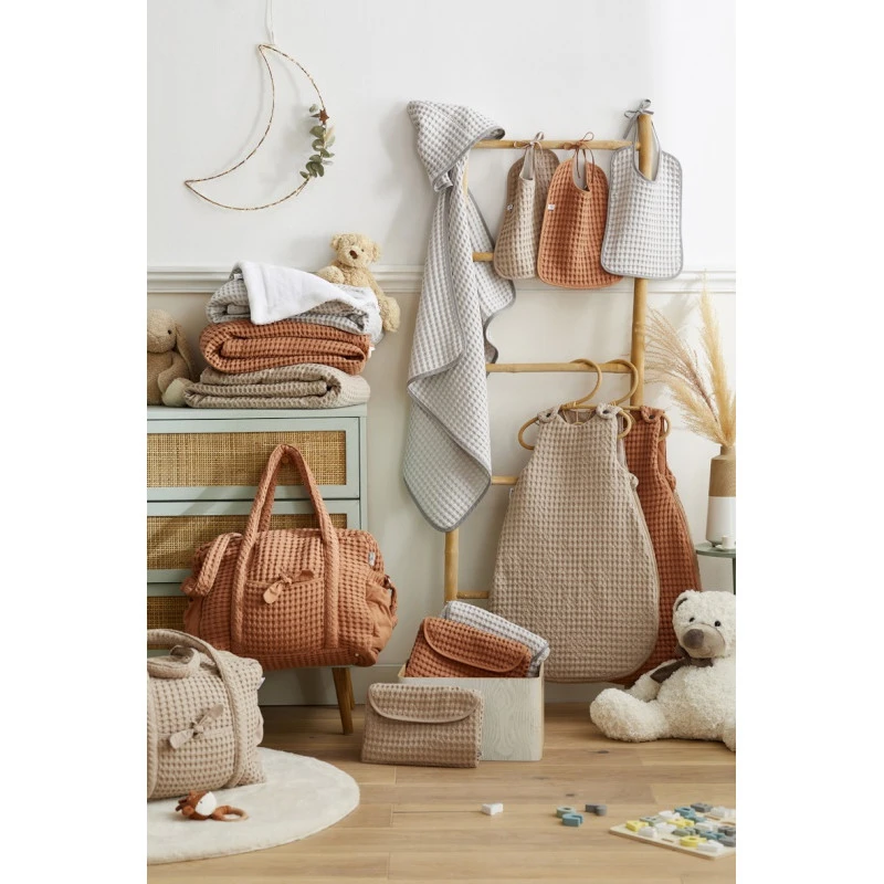 Gigoteuse 6-18 Mois Coton Gaufré BB&CO Latte 2 Gigoteuse 6-18 Mois Coton Gaufré BB&CO Latte – Image 2