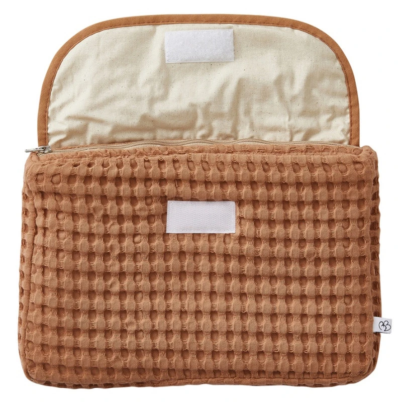 Pochette Imperméable Coton Gaufré BB&CO Cassonade 2 Pochette Imperméable Coton Gaufré BB&CO Cassonade – Image 2