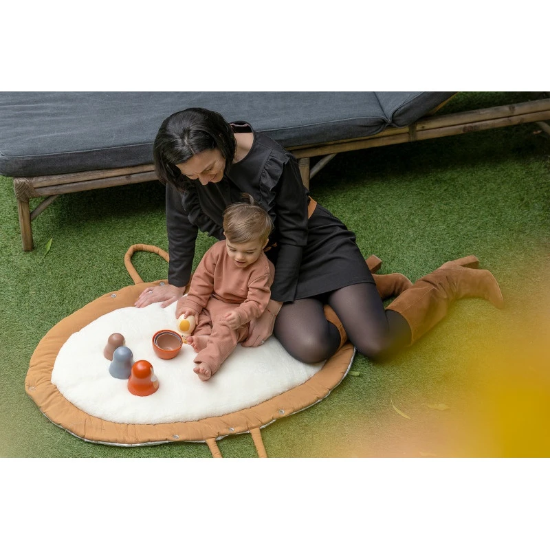 Tapis De Jeu Nomade Transformable En Sac BB&CO Arc En Ciel 3 Tapis De Jeu Nomade Transformable En Sac BB&CO Arc En Ciel – Image 3